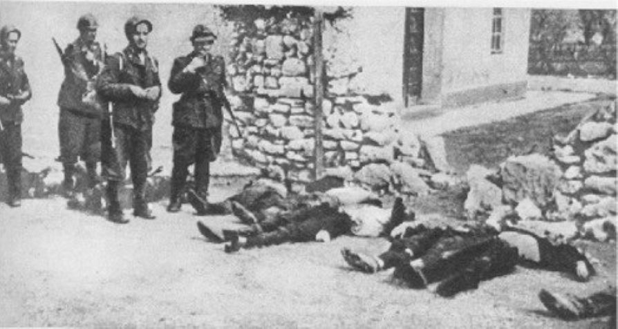 Kocbek je očital Rožmanu, da ni z eno besedo obsodil zločinskih umorov nemških in laških krvnikov
