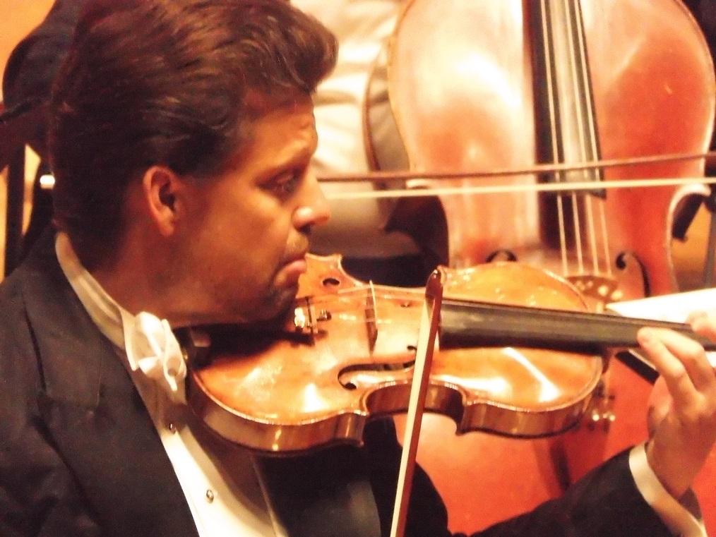 Izjemni violinist Julian Rachlin premagal dirigenta in orkester