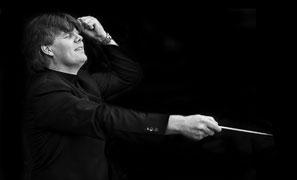 Državni simfonični orkester iz Kazahstana na 70. Ljubljana Festivalu