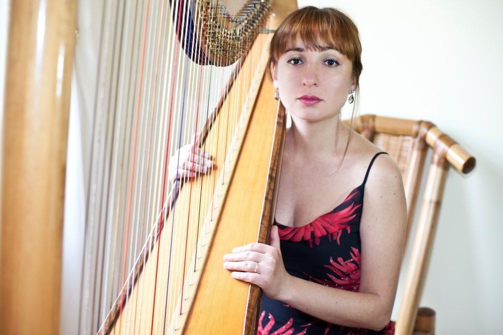 Harfistka Aleksandra Verbicka na 70. Ljubljana Festivalu