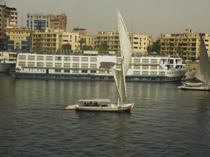 Iz Asuana do Luxorja na ladji po Nilu (1)