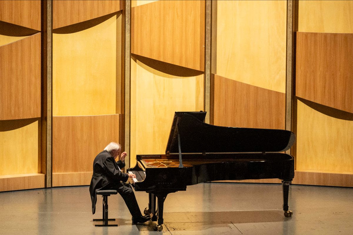 Pianist Grigorij Sokolov nagrajen v Salzburgu