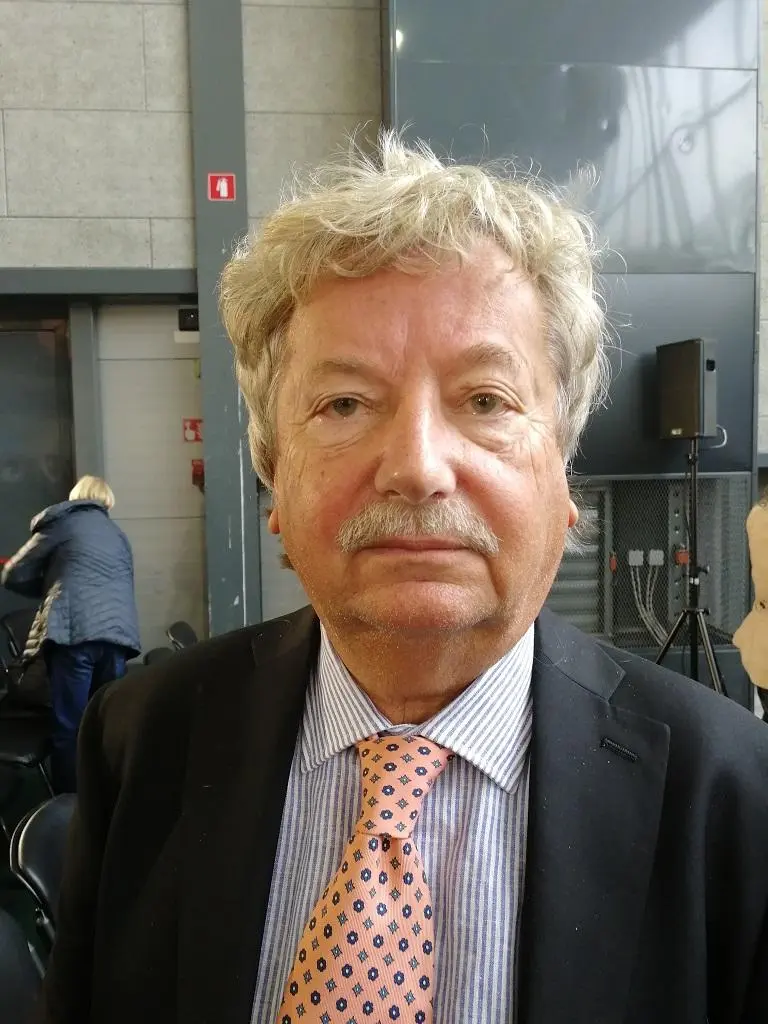 Izjava DSP ob ukinitvi podpore Cankarjevi nagradi zaradi govora Mojce Kumerdej