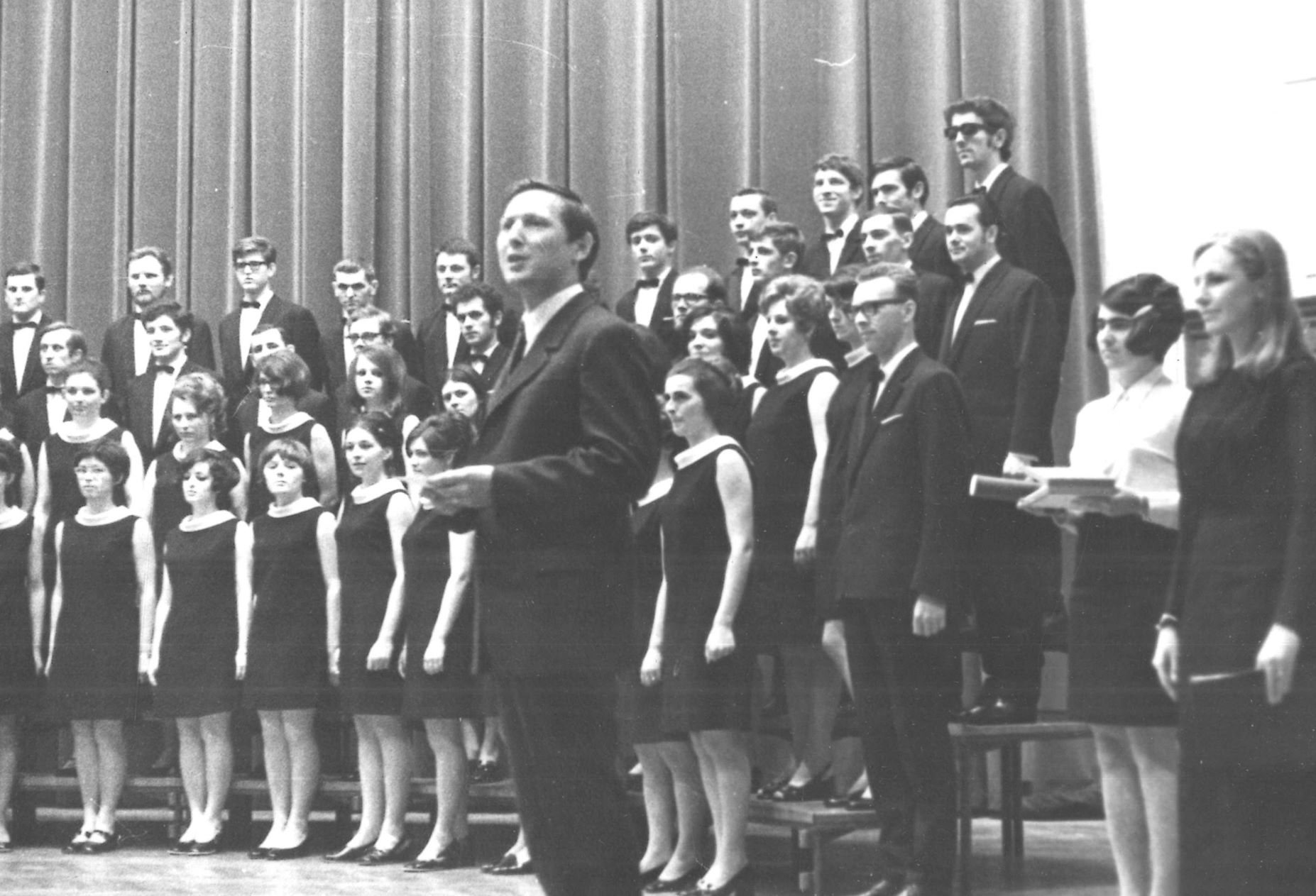 Marjana Lipovšek je bila članica APZ Tone Tomšič