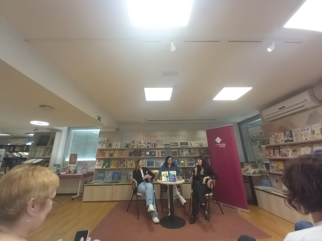 Dve mladi pisateljici v zbirki Razmerja Cankarjeve založbe
