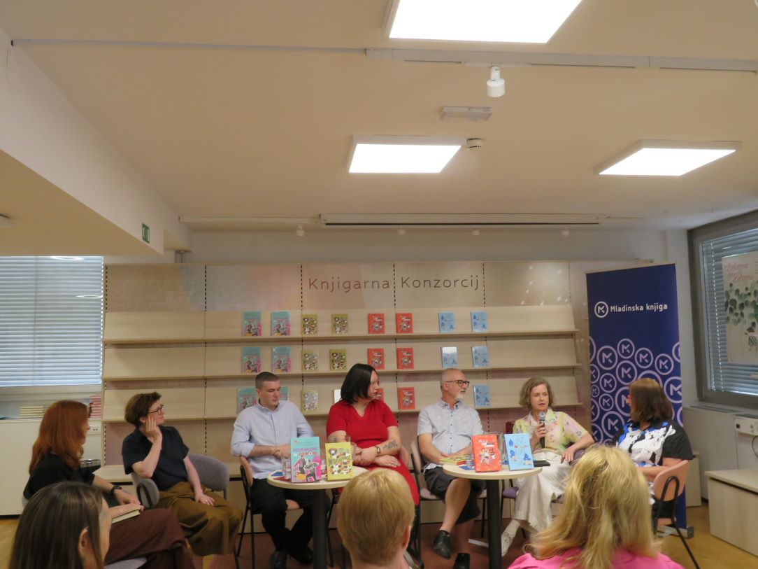 Mladinska knjiga s štirimi knjigami za mladino