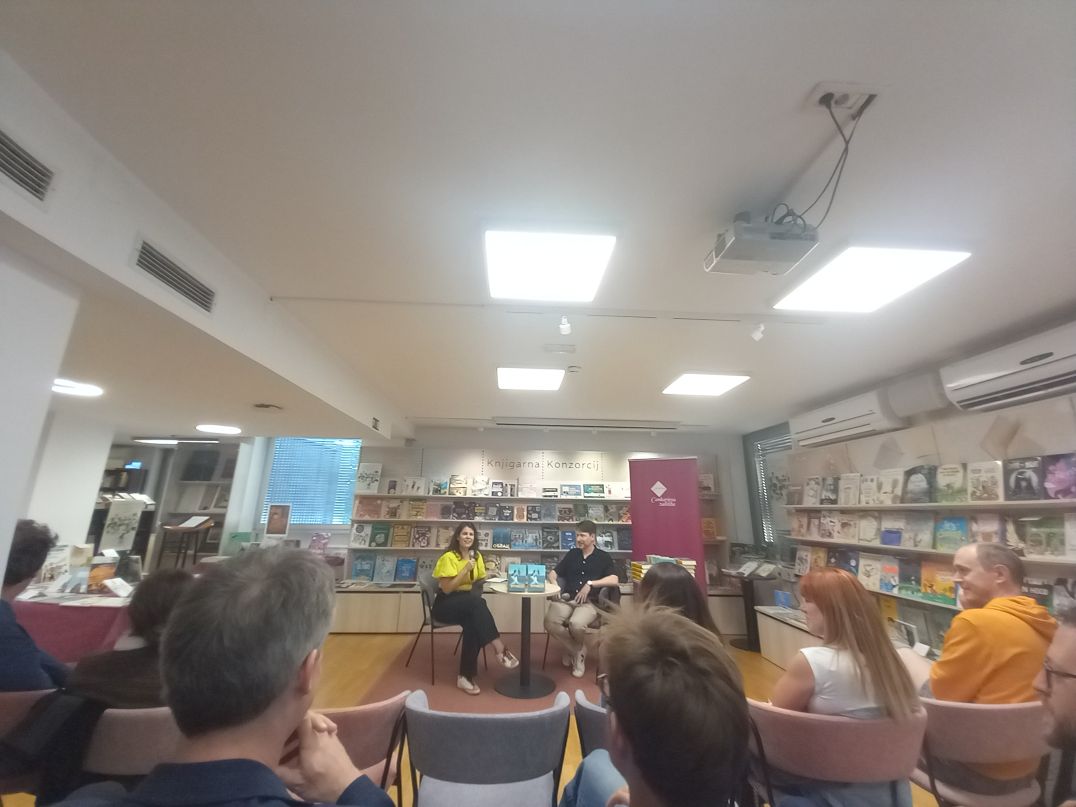 Vid Simoniti pisatelj v slovenščini, filozof v angleščini