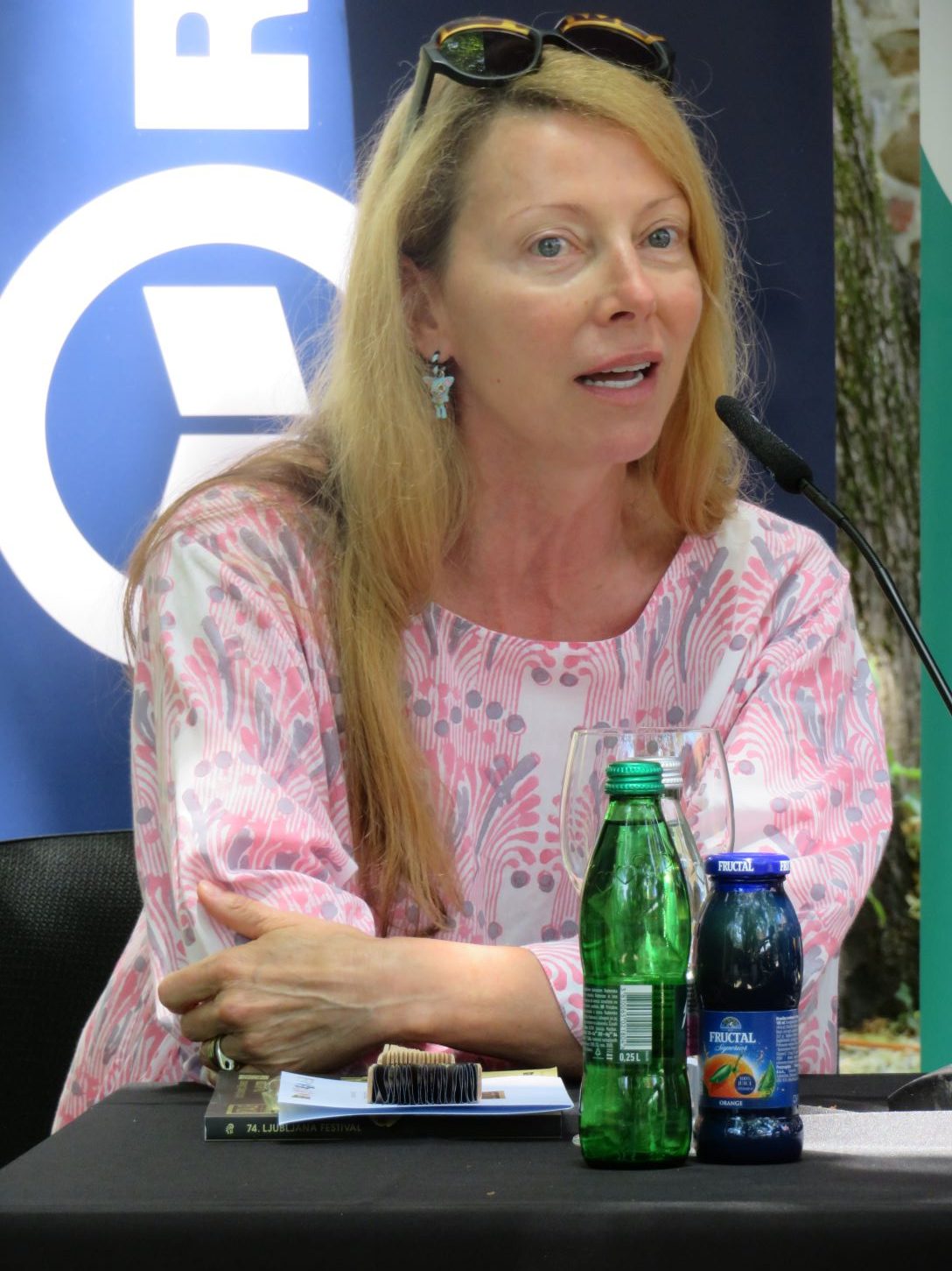 Nataša Matjašec Rošker že petdesetič kot brezmadežna Marija